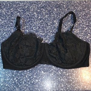 victoria’s secret 38DD bra